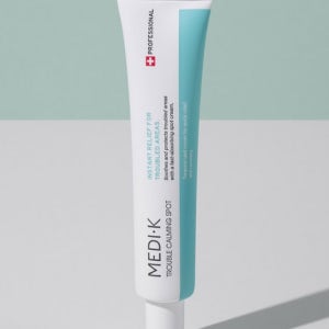 여드름 색소침착 청소년 좁쌀 여드름 지루성 피부염 얼굴 뾰루지 상처 연고