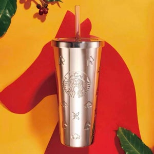 스타벅스 텀블러 2026 스벅 MD 중국 신년 말의 해 에디션 690ml, 실버 스테인리스 엠보싱 빨대 컵