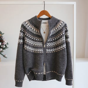 아미논 노르딕 패턴 하이넥 투웨이 니트 집업 가디건