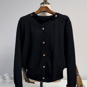 [베이지 컬러 3월초 입고 예정] 골드 단추 넥띠 포인트 니트 가디건 3컬러