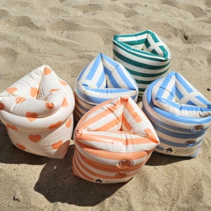 암튜브 팔튜브 성인 어린이 물놀이 수영 바다