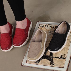 크로슈즈 W98 소가죽 누빔 키높이 슬립온 굽4.5cm