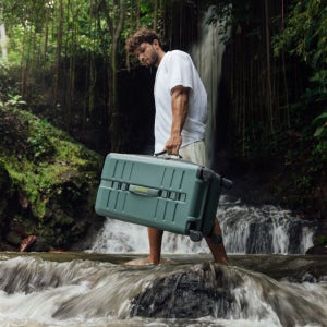 [아메리칸투어리스터] EU 라인 TRAILON 트렁크 수하물용 캐리어 73cm/27인치