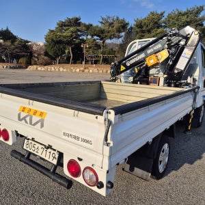 1.2톤카고크레인 동해433 봉고3 동해이동정비차 카고크레인 매매
