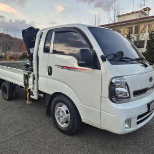 1.2톤 카고크레인 동해433L 봉고3 1톤카고크레인 무선리모컨 이동정비차 매매