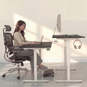 모디슨 모션데스크 전동높이조절 원목 스탠딩책상 싱글모터 화이트 블랙우드 1000