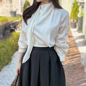 스카프 타이 새틴 블라우스 출근 하객룩