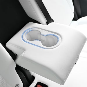 테슬라 모델Y 주니퍼 차량용 실리콘 컵홀더 2열