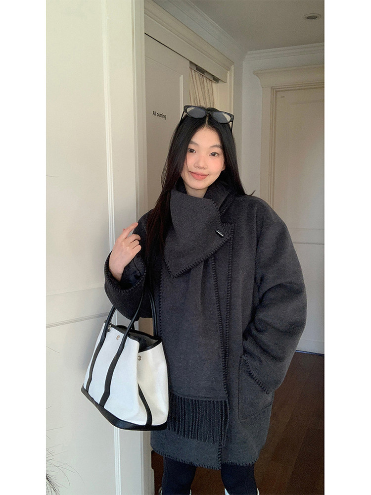 다크그레이 코트 여성 울 패딩코트 머플러 포함