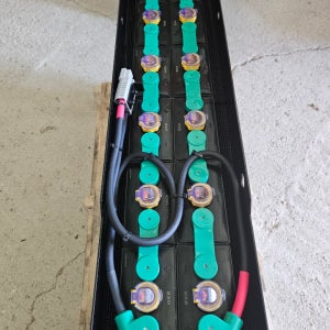 지게차배터리 24v 400ah / 지게차밧데리 전국설치 리셀코리아