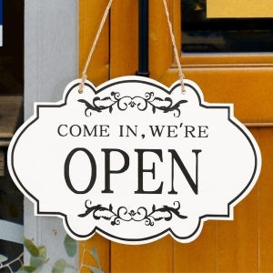 우드 오픈클로즈 영업안내판 화이트 가게 커피숍 간판 문패