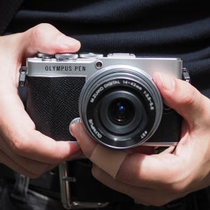 OM SYSTEM 올림푸스 미러리스 카메라 바디 실버 PEN E-P7