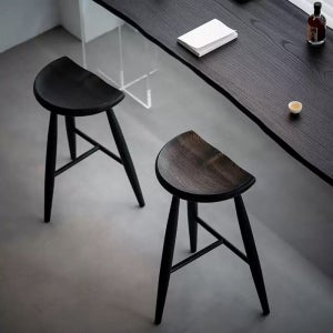 노르딕 킨포크 블랙 원목 홈 바체어 우드 바체어 미니멀 식탁 높은의자 스툴 65cm