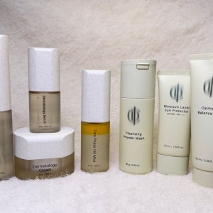 인셀덤 기초 8종세트 부스터 세럼 크림 파우더워시 미스트 카밍젤 선크림 비비