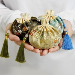 일본인선물 붉은복주머니 인사동기념품 미국인선물 색동복주머니