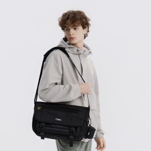 내셔널지오그래픽 N265ACR520 데이즈 메신저백 13 BLACK