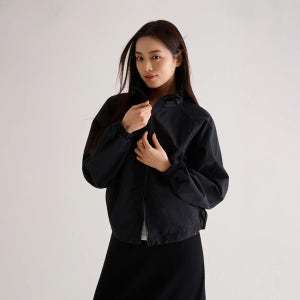 [UV차단] 스파오 세미 크롭 윈드브레이커 SPJJG24G01