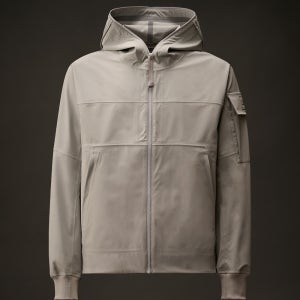 [국내재고] CP컴퍼니 26SS 메트로폴리스 시리즈 메트로쉘 후드 바람막이 미디움 자켓 플린트 그레이 20CLOW007A006578A936