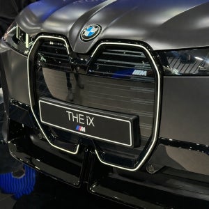 BMW iX 아이코닉 글로우 그릴 순정 레트로핏 튜닝 [RiD]