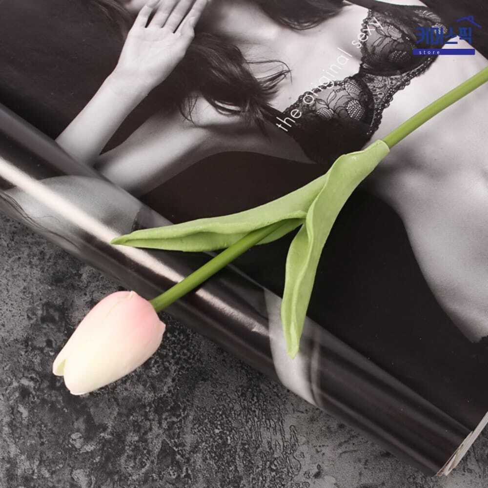 디어먼데이 튤립 단독 꽃다발