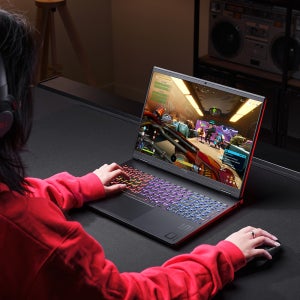 HyperX OMEN 15-gb0042AX 오멘 게이밍 노트북 AI 라이젠5-240 RTX5060 Win11 Home