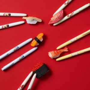 [유니] 유니볼 시그노 노크식 X MOMIJIMAO 0.38mm (10개 1세트)