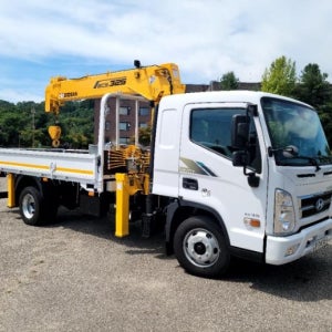 3.5톤카고크레인 23년형 수산325 5단붐대 AML 안전기장착