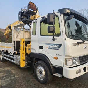 현대 5톤 크레인 쓰리축 수산887 7단붐 AML 7m40 적재함