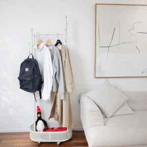 스탠드 옷걸이 소형 행거 미니 이동식 옷 행거 철제 수납 선반 이동형 바퀴 헹거 옷거치대