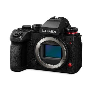 파나소닉 루믹스 DC-S1M2E 렌즈미포함 + (추가배터리 DMW-BLK22)