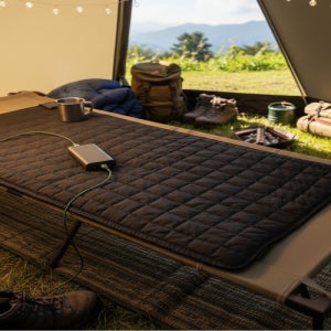 꼼지락 블랙이노베이션 보조배터리탄소매트 캠핑온열매트 휴대용 전기매트 차박 캠핑