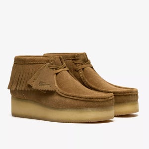 클락스 왈라비 웨지 프린지 스웨이드 부츠 여성용 탠 Wallabee 26182855