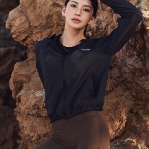 [디스커버리] 여성 퍼텍스 러닝 바람막이 (BLACK) DWWJR2063