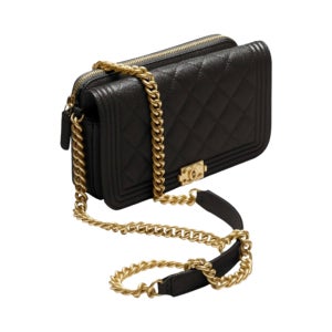 샤넬 보이 샤넬 체인 플랩 폰 홀더 펄리 그레인드 카프스킨 & 골드 메탈 블랙