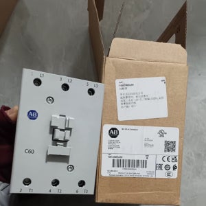 Allen-Bradley CAT-C60D 00 B (100-C60DJ00 DC24V)
