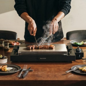 발뮤다 BALMUDA The Plate Pro 전기 철판 그릴 블랙 K10A-BK