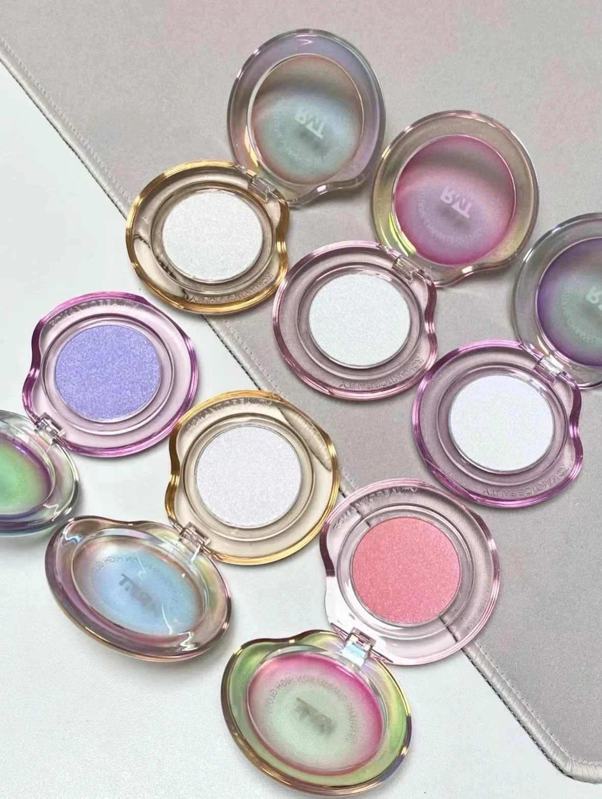 파우더포룸페이스글리밍샤이니크림