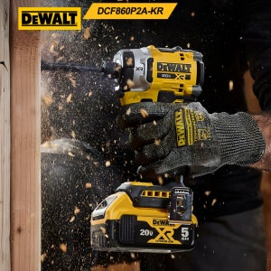 디월트 충전임팩트드라이버세트 DCF860P2A