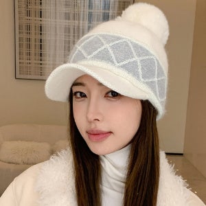 여성 아가일 토끼털 방울 겨울 모자 귀달이 귀돌이 방한 기모 니트캡 중년여성 보온모자