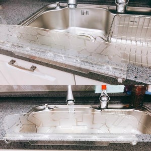 싱크대 물막이 부착형 씽크대 세면대 물튀김방지 워터펜스 가림막