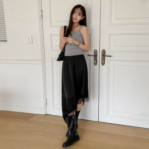 사선밑단 밴딩 새틴 레이스스커트 2color 레이어드 샤틴 허리밴딩 광택치마