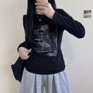Y2K 키치 유니크한 22 레터링 포인트 긴팔티셔츠 오버핏