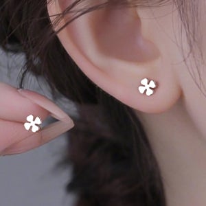 S999 순은 네잎클로버 귀걸이 1+1 미니 실버 스터드 아르제아