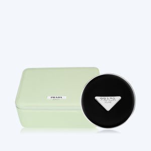 프라다 리빌 메쉬 쿠션(+미니 베니티 파우치)