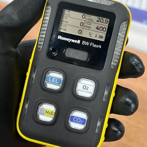 하니웰 복합 가스측정기 BW FLEX5 (O2 CO H2S LEL CO2) 검교정성적서 포함