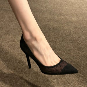 블랙 메시 뾰족코 스틸레토 힐은 우아하며 편안한 섹시 망사 하이힐