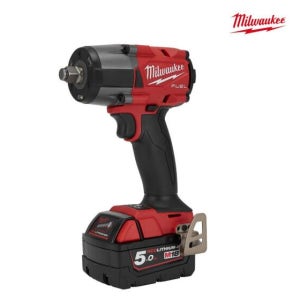 밀워키 충전임팩트렌치 M18 FIW212-502X