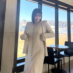 [고급무드] 엘라 브이넥 밑단 트임 니트 롱 원피스 + 숄 가디건 세트