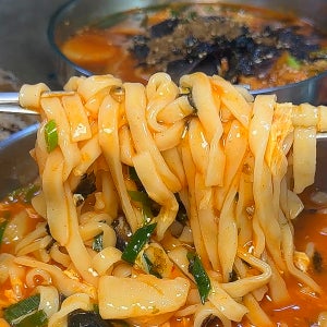 30년전통 까치칼국수 장칼국수 (1인분)칼국수 칼국수 국수 밀키트 택배맛집