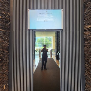 [상암방송국] 삼성 LH55QETELGCXKR 매립 시공 설치사례